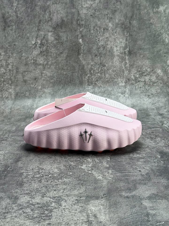 Nike Mind 001 SP FK Clogs – Pink and White