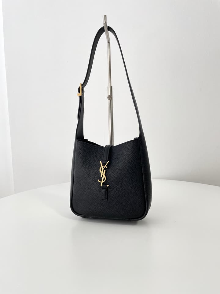 Saint Laurent LE 5 À 7 Soft Hobo Mini – 2024 Collection
