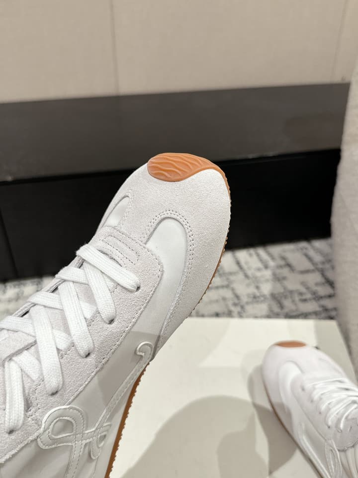 Loewe Flow Runner 2.0 Runway Sneakers – 25SS in All White With Gum Sole