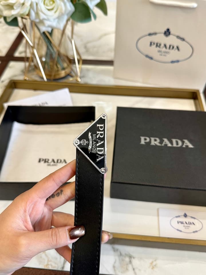 Prada Classic Fashion Belt – 3.0cm in Saffiano Black Leather With Silver Buckle
