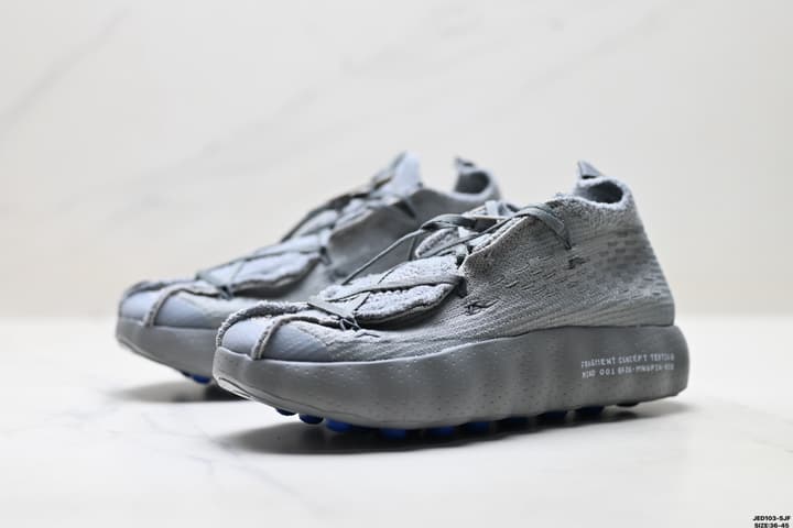Nike Mind 002 Tech Training Sneakers