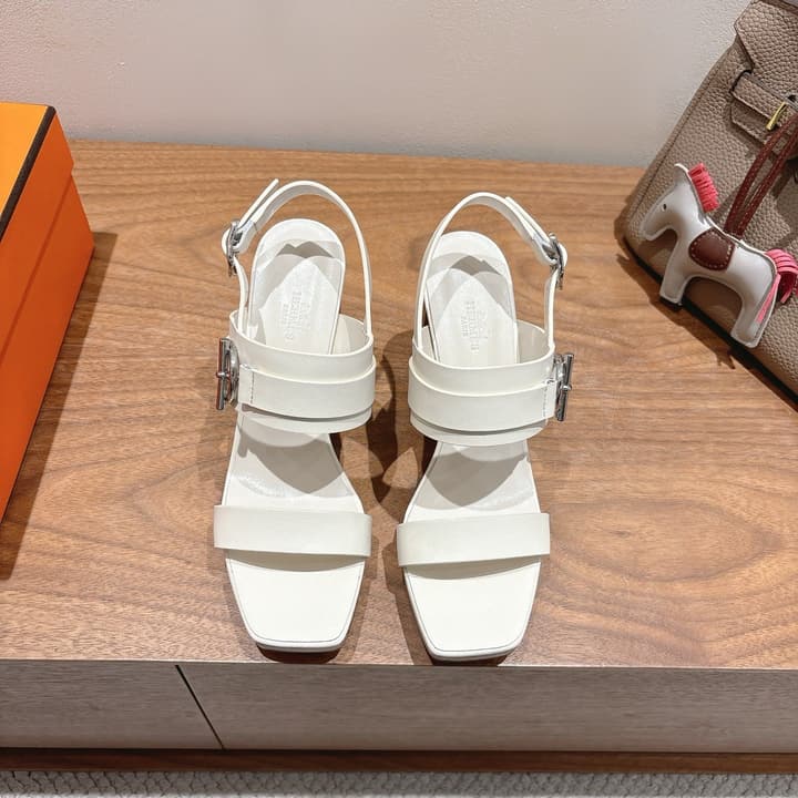 Hermes Color Block Flat Sandals – 2025 New Collection in Black
