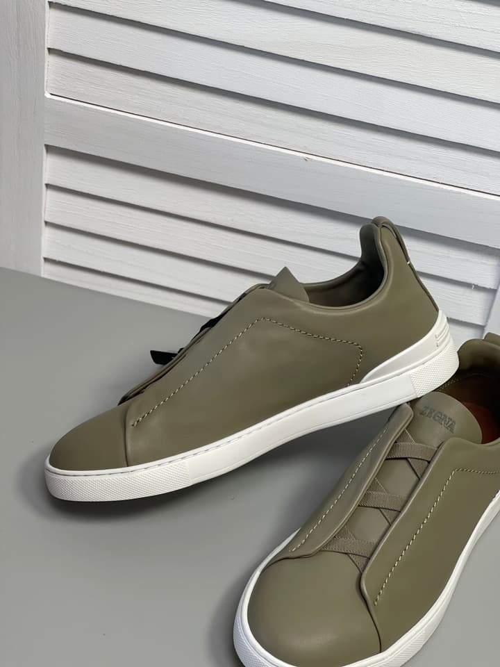 Zegna SECONDSKIN Triple Stitch Low-Top Sneakers in Navy Smooth Leather