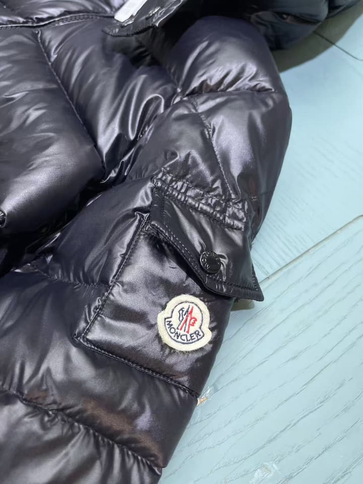 Moncler Kids Puffer Jacket – 2025 Collection in Light Pink