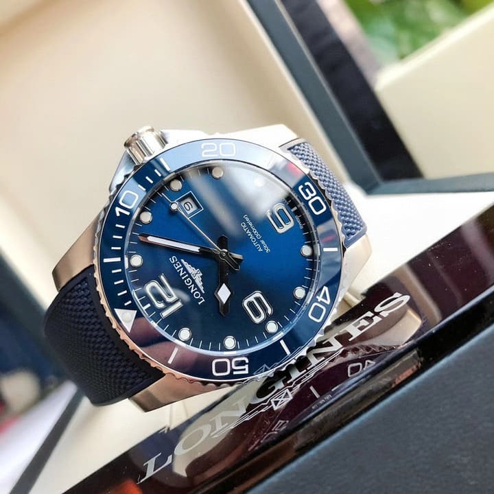 Longines Conquest Automatic Watch (Eddie Peng Edition) in Blue Dial With Blue Rubber Strap