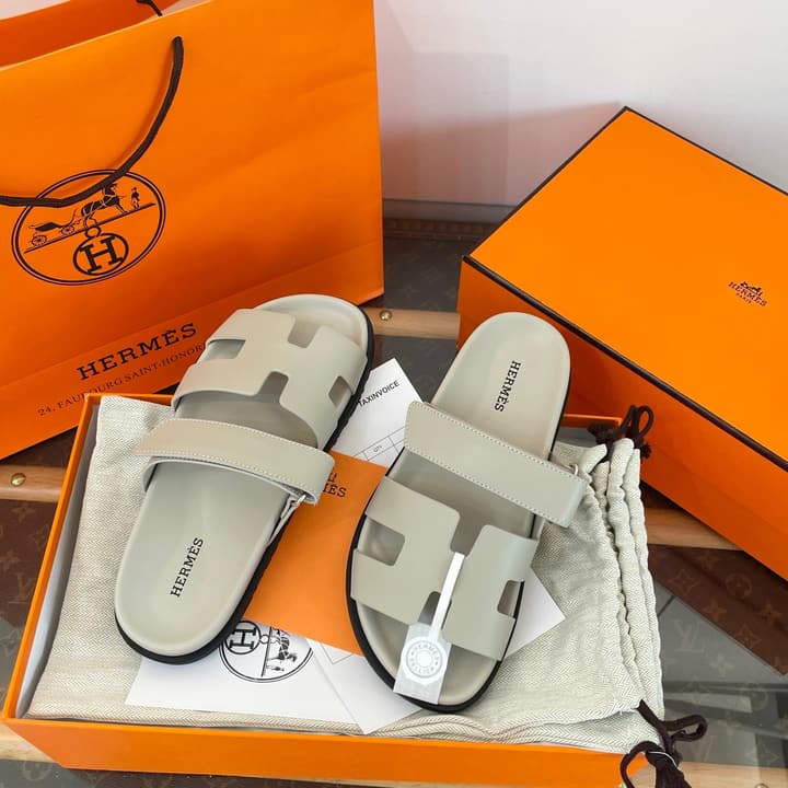 Hermès Chypre Suede Sandals in Burgundy And Beige
