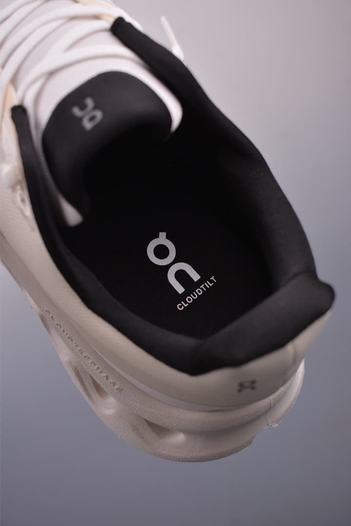 On Cloudmonster Hyper Running Shoes