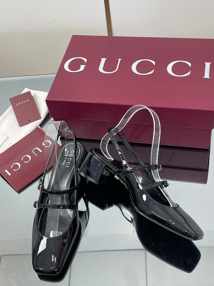 Gucci Crystal Double G Slingback Pumps – 2025 Fall Collection in Burgundy Red