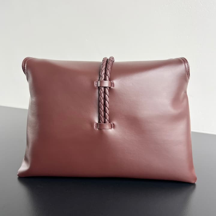 Bottega Veneta Medium Liberta Flap Crossbody Bag – Autumn/Winter Collection in Dark Espresso Brown