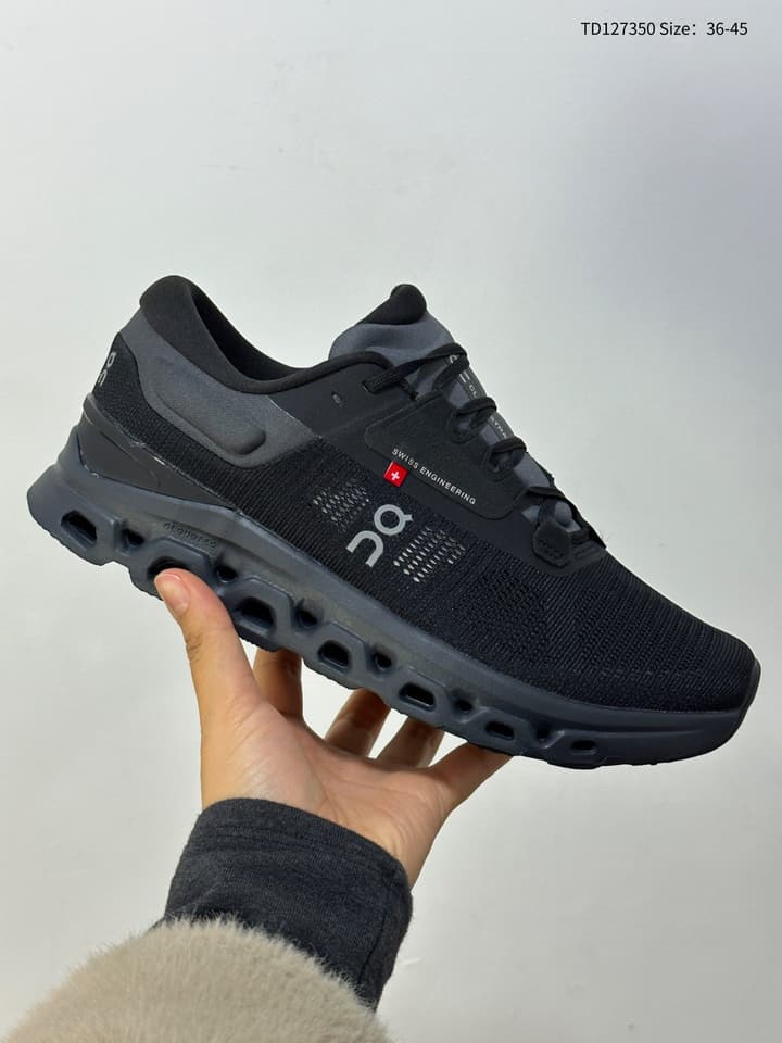 On x Roger Federer Cloudstratus 3 Special Edition Sneakers in All Black Red Accent