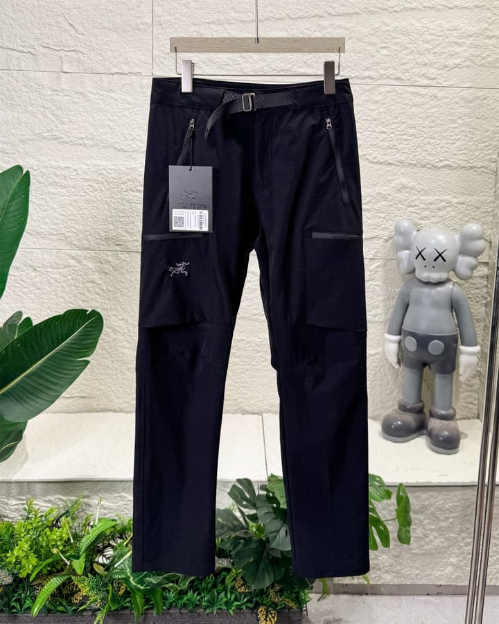 Arc'teryx Gamma MX Softshell Windproof Pants in Black