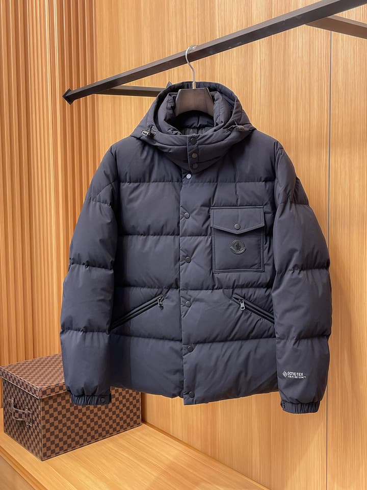 Moncler Designer Structural Down Jacket – 2025 Latest Model in Light Taupe Down Jacket