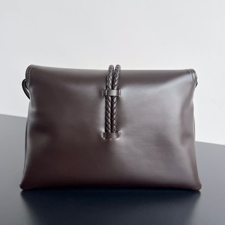 Bottega Veneta Medium Liberta Flap Crossbody Bag – Autumn/Winter Collection in Dark Espresso Brown