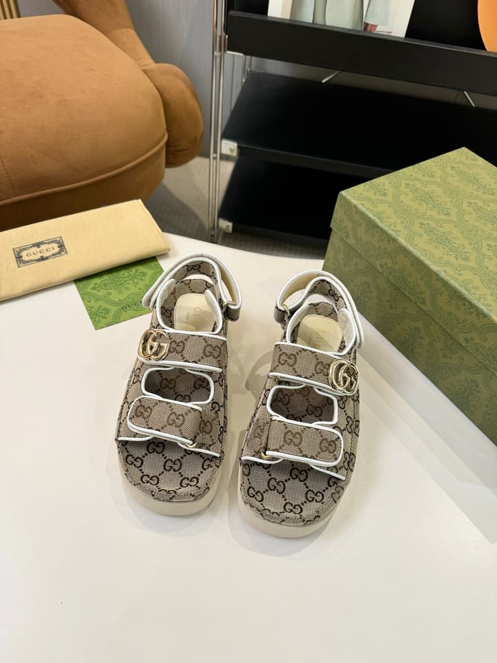 Gucci Velcro Platform Sandals – 2025 Collection in Beige Gg Monogram
