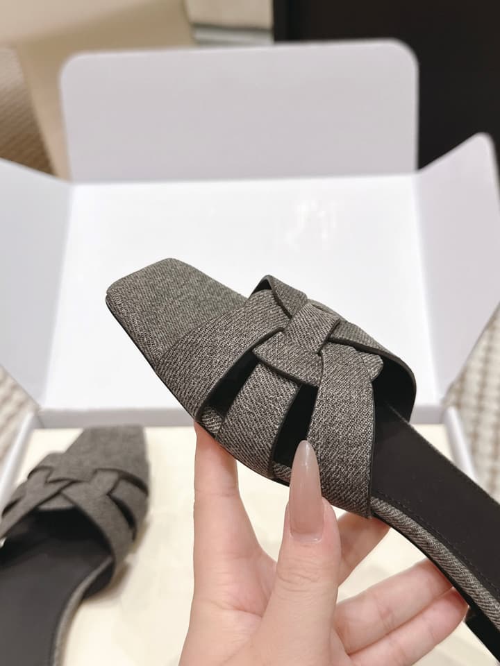 Saint Laurent Melody Square Toe Flat Sandals – 2026SS in Burgundy Patent