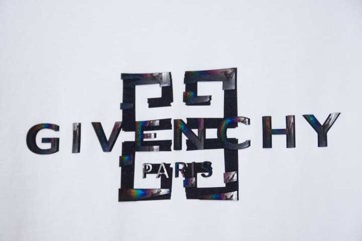 Givenchy Classic Logo Short-Sleeve T-Shirt – 26SS in Black