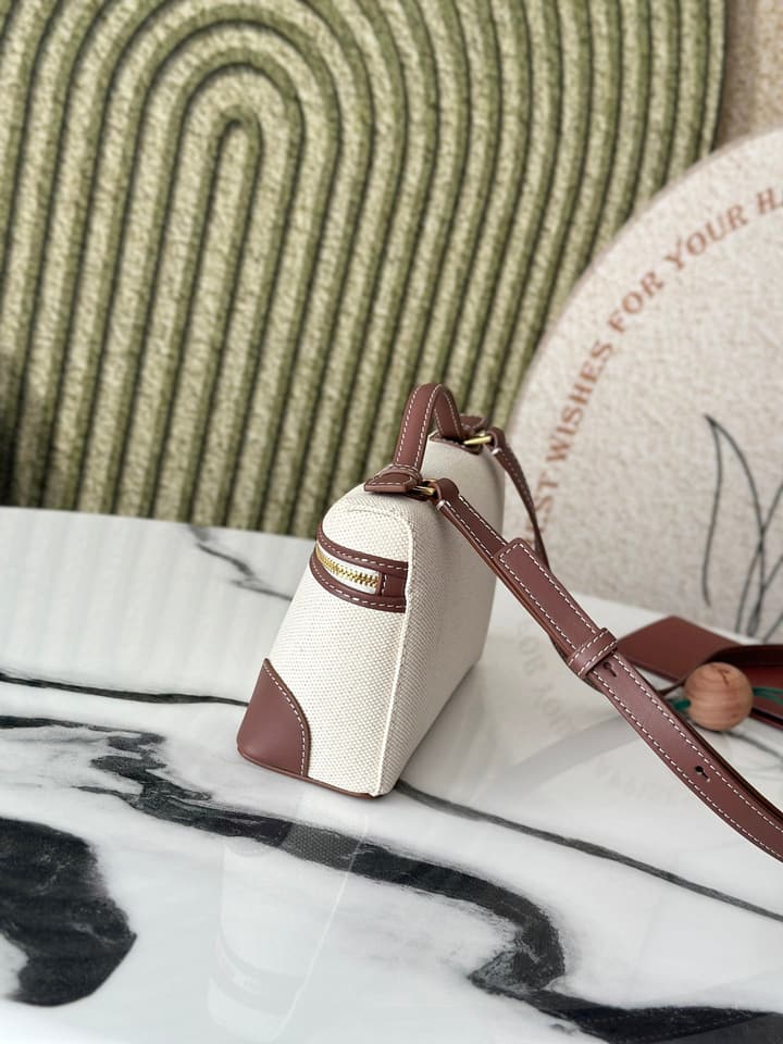Loro Piana L19 Canvas Crossbody Bag – Spring/Summer Resort Collection in Beige Canvas With Burgundy Trim