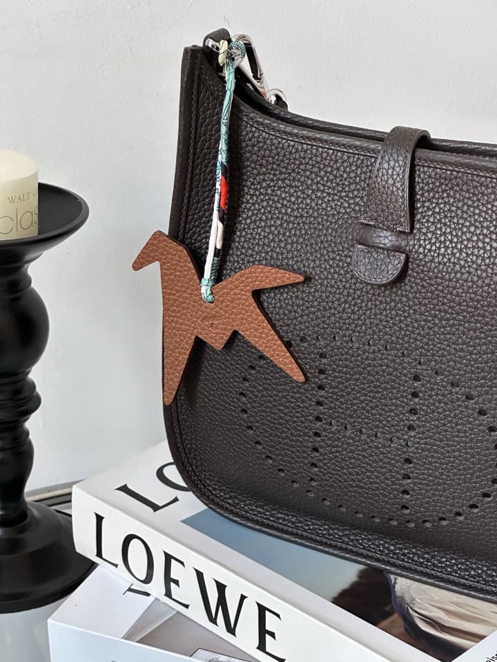 Hermès 23cm Handbag – Ebony