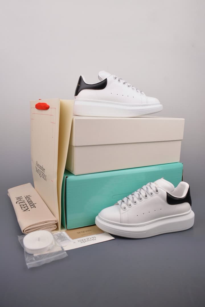 Alexander McQueen Classic Platform Sneakers – 2025 Edition