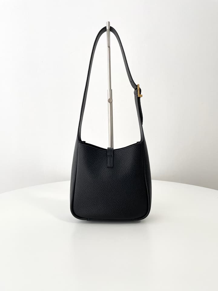 Saint Laurent LE 5 À 7 Soft Hobo Mini – 2024 Collection