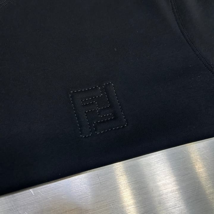 Fendi Logo and Graphic Cotton T-Shirt – 2026SS in Black Dog Graphic