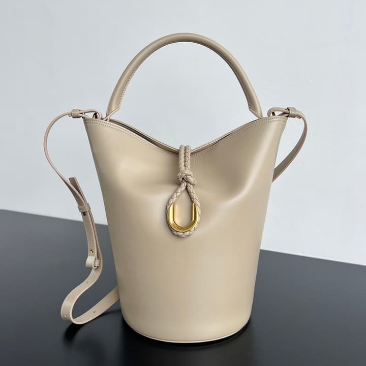 Bottega Veneta Liberta Bucket Bag – 25SS in Black