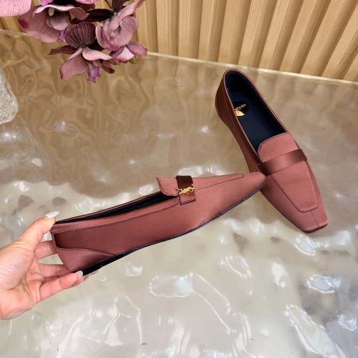 Saint Laurent Silk Chain Mules – Spring/Summer Collection – 26S in Beige