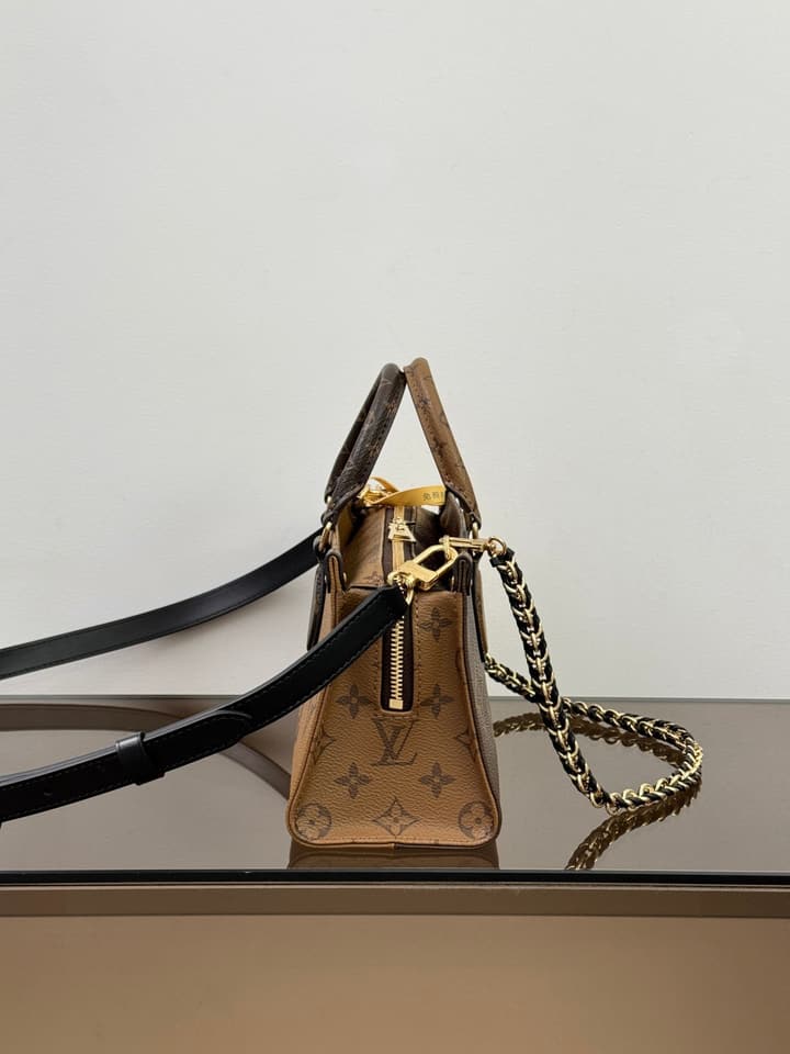Louis Vuitton OnTheGo Monogram Tote Bag in Classic Monogram Gradient