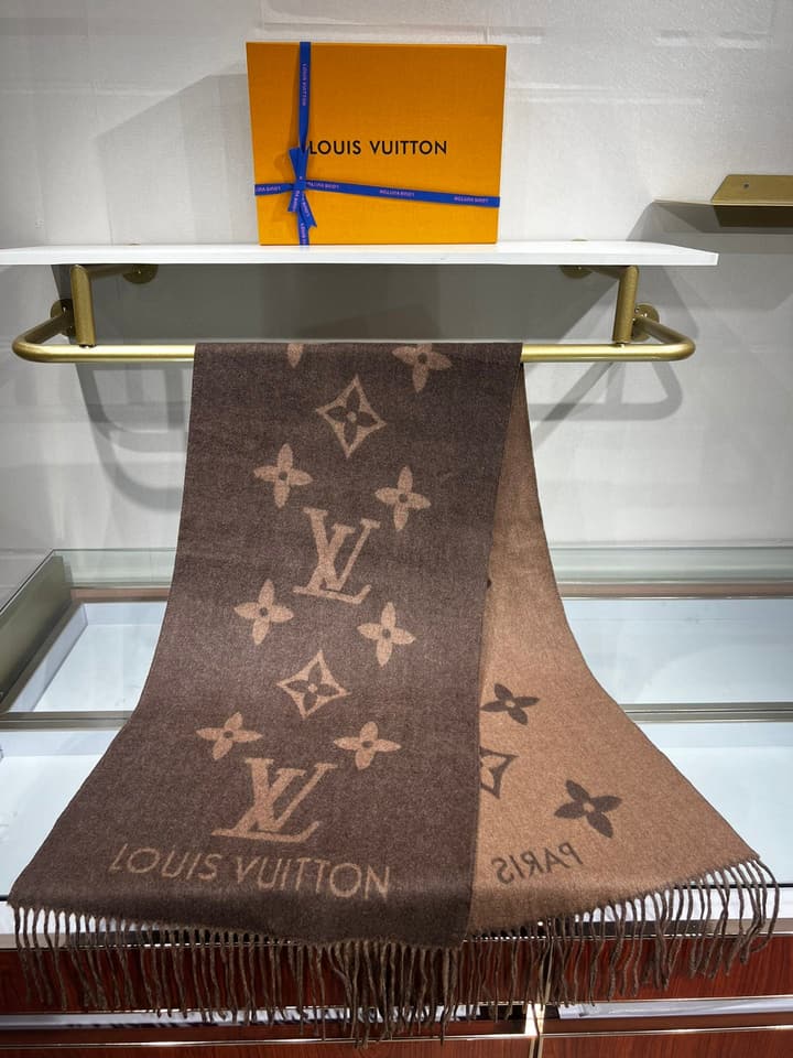 Louis Vuitton Reykjavik Cashmere Scarf