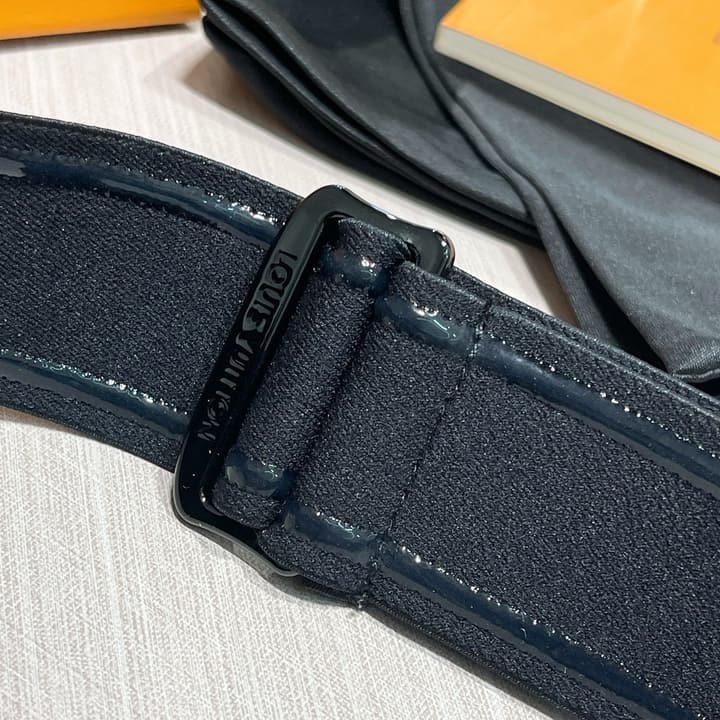 Louis Vuitton Ski Goggles in Black