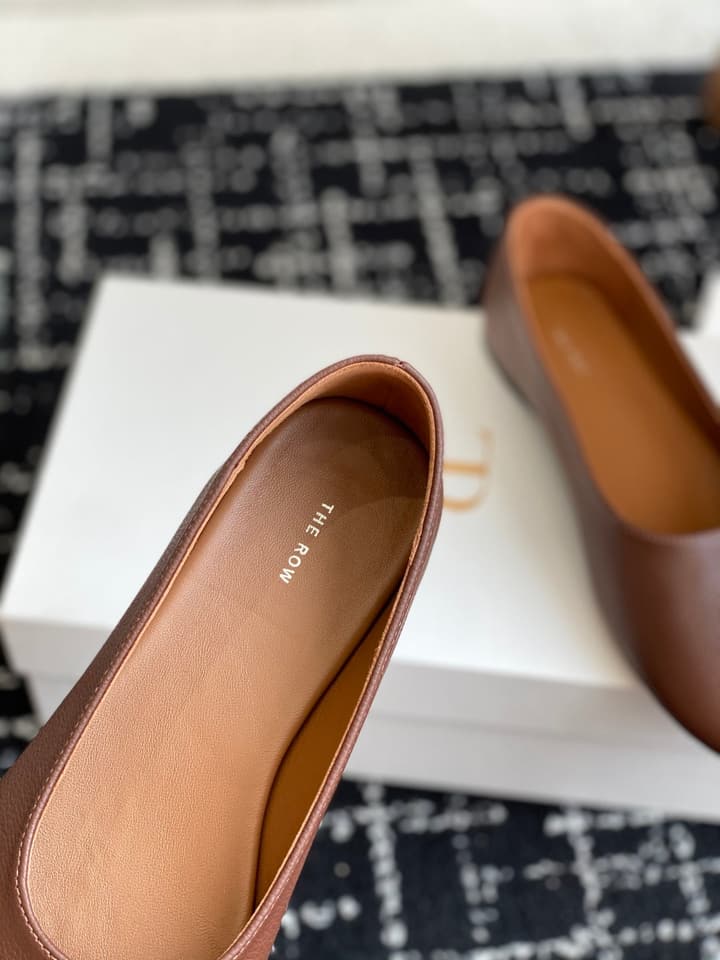 The Row Mary Jane Ballet Flats – 25SS Spring/Summer Collection in Charcoal