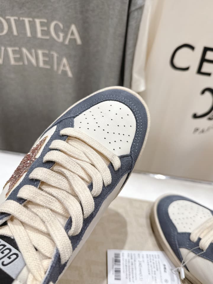 Golden Goose Distressed Sneakers in Light Pink