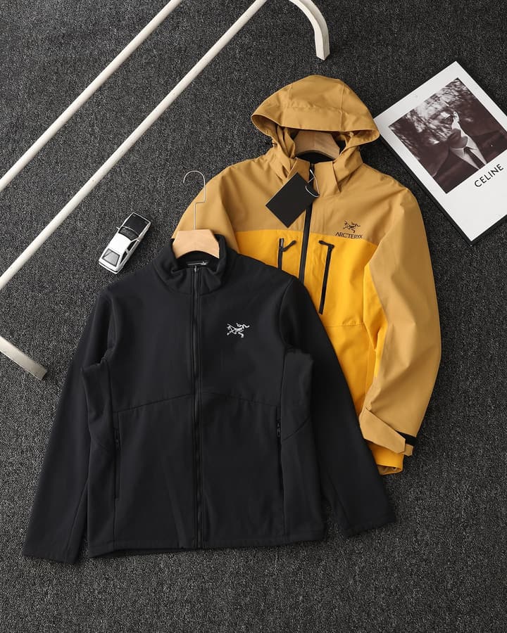 Arc'teryx 3-in-1 Detachable Windbreaker Jacket – 24FW in Black