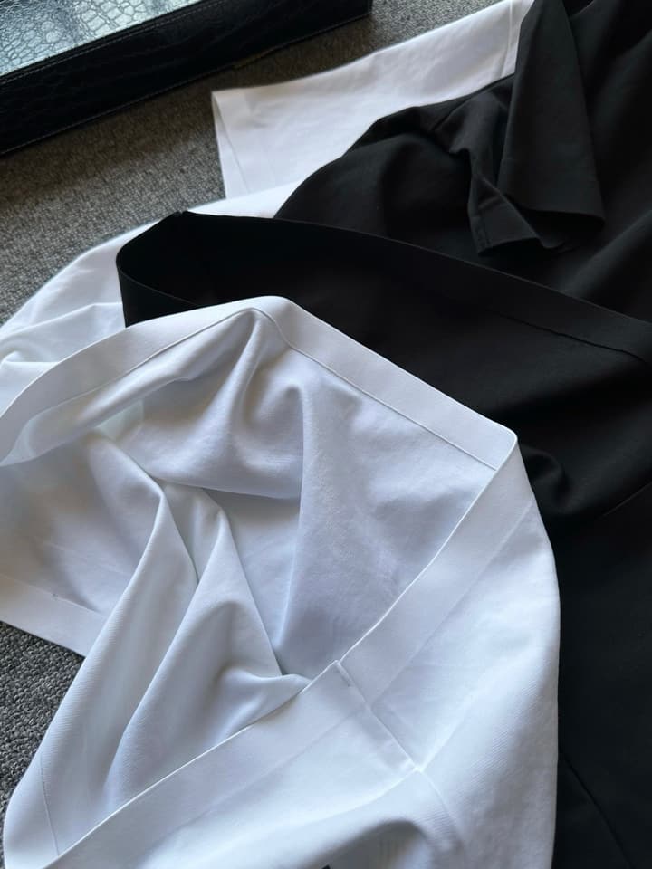 Hermès Liquid Ammonia Ice Silk T-Shirt – 2025 Collection in Black