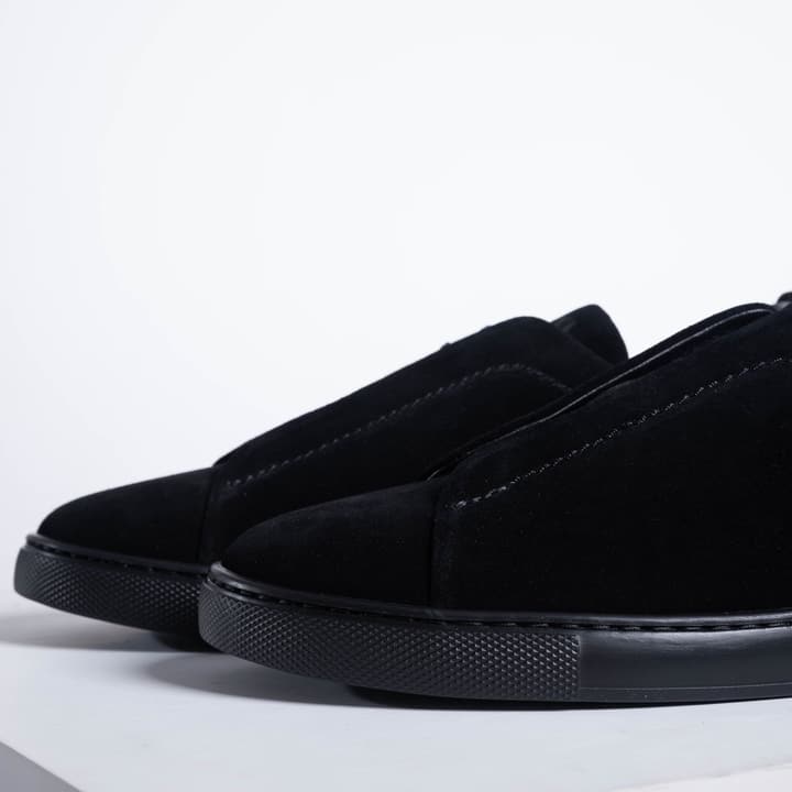 Zegna SECONDSKIN Triple Stitch Low-Top Sneakers in Navy Smooth Leather