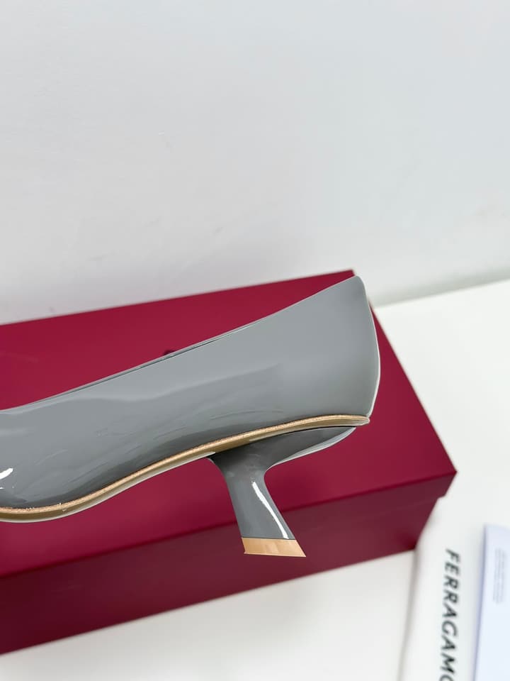 Ferragamo Vara Patent Leather Square Toe Pumps in Black Patent Leather (1cm Heel)