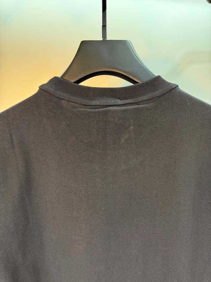 Moncler Logo Pocket Short Sleeve T-Shirt – 25SS in Deep Black