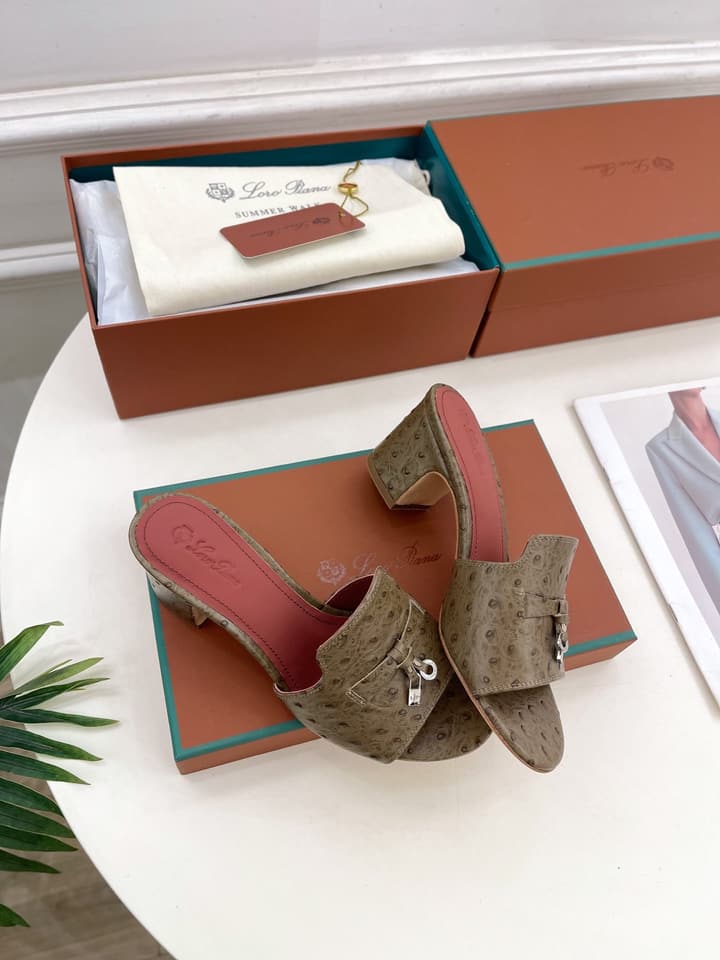 Loro Piana Summer Charms Ostrich Mules – 2025 Spring/Summer Collection in Black