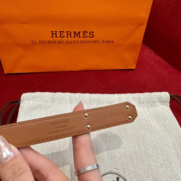 Hermès Kelly Epsom Leather Belt in Tan With Gold Hardware