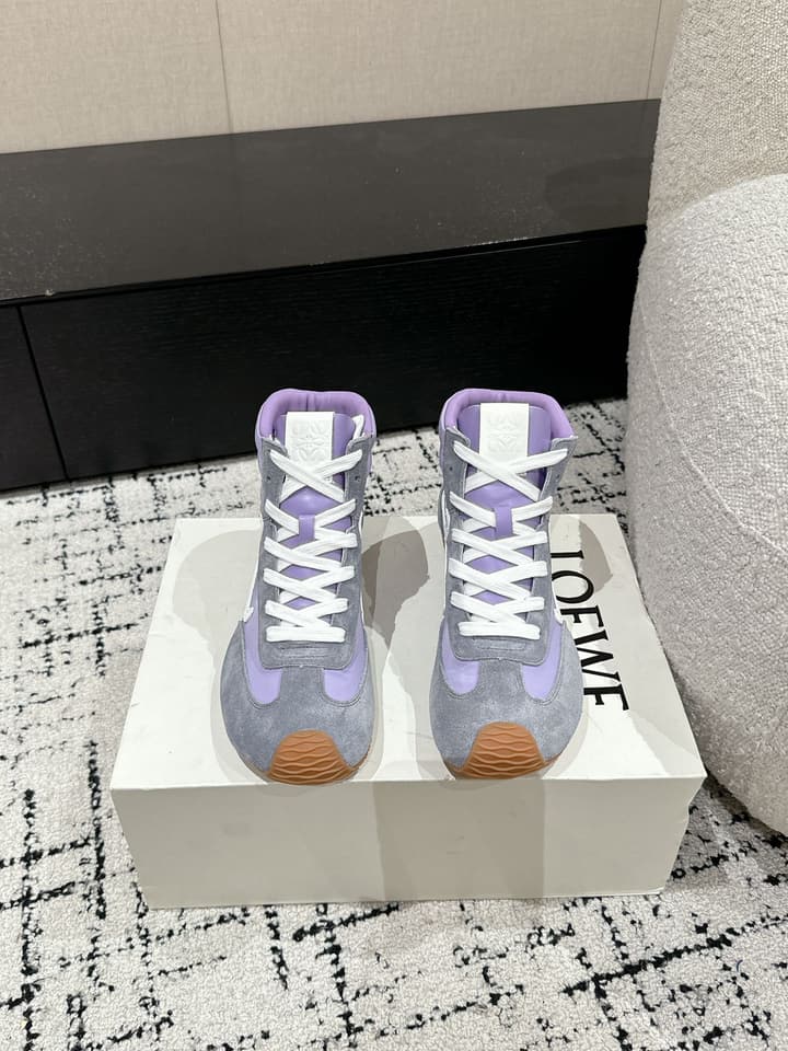 Loewe Flow Runner 2.0 Runway Sneakers – 25SS in All White With Gum Sole