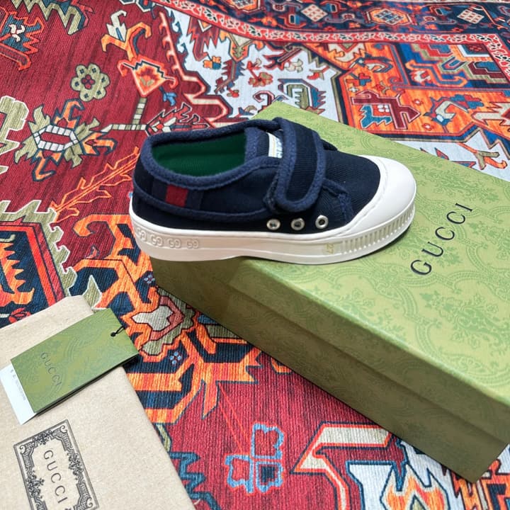 Gucci Kids Footwear – Kids Collection in Beige Plaid Slip-on