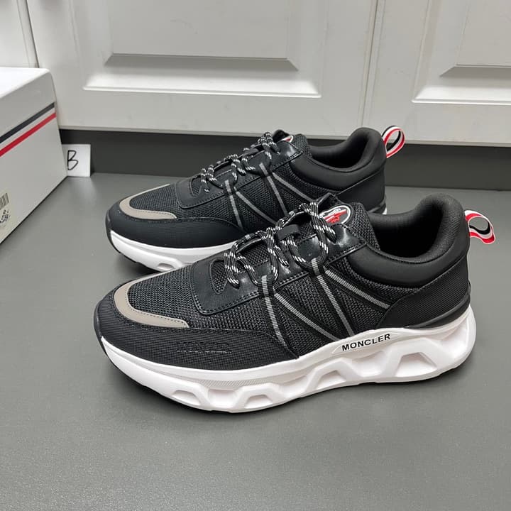 Moncler Men's Casual Sports Sneakers in Black