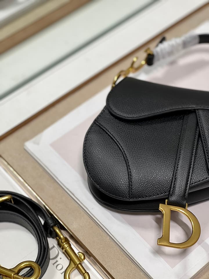 Dior Saddle Shoulder Bag in Black