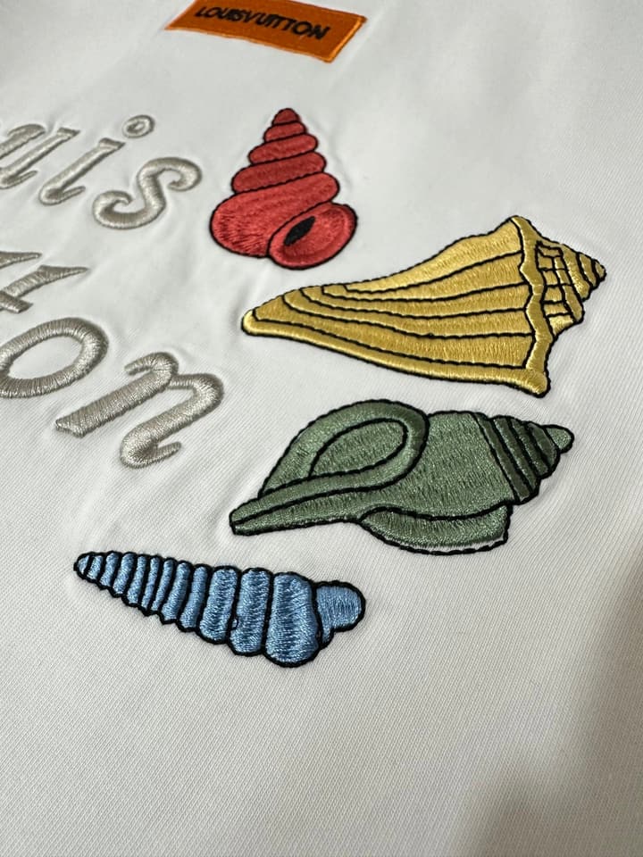 Louis Vuitton Conch Embroidery Crewneck T-Shirt – 26SS in White