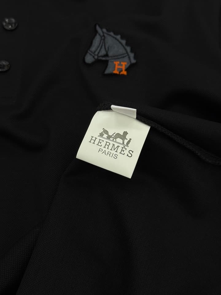 Hermès 3D Horse Flocking Polo Shirt in Black