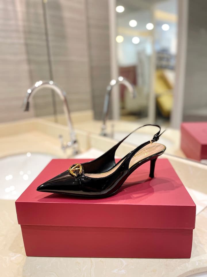 Valentino VLogo Signature Patent Leather Slingback Heels – 2024 Collection in Nude Leather