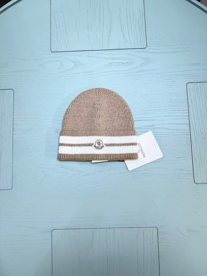 Moncler Classic Jacquard Knit Beanie – Kids Collection – 25FW in Classic Black Beanie
