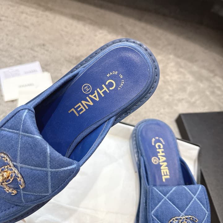 Chanel Quilted Leather Schoolbag Buckle Loafers – 26B Collection