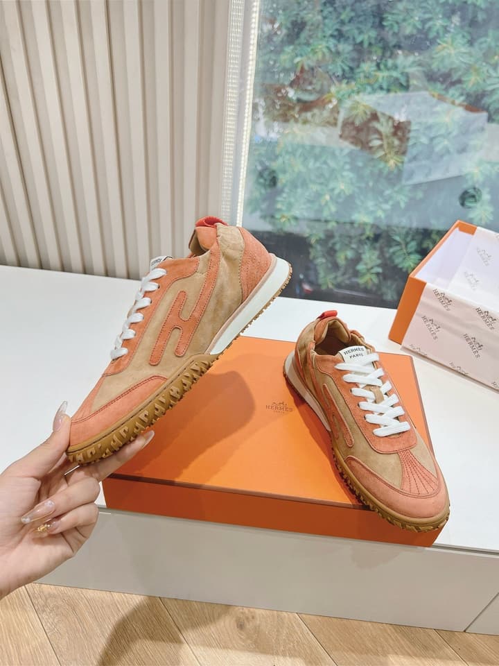 Hermès Bouncing Calfskin Sneakers in Tan Suede