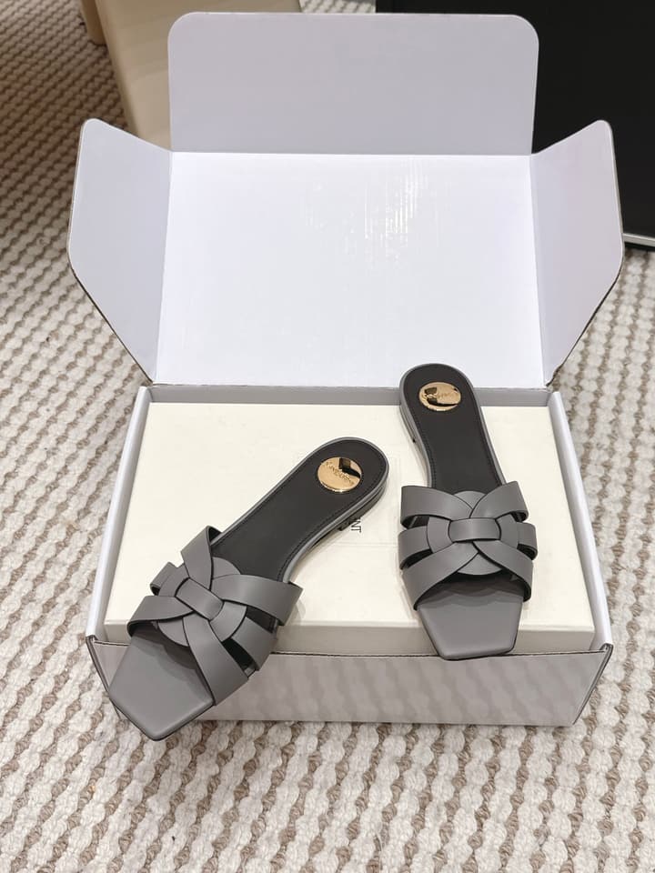 Saint Laurent Melody Square Toe Flat Sandals – 2026SS in Burgundy Patent